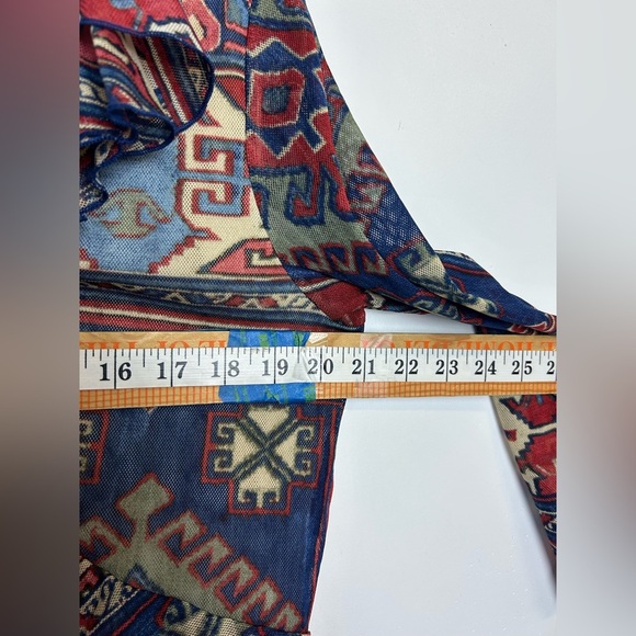 Vintage y2K Chaps Top Blouse XL Stretch Artsy Long Sleeve Carpenter bee fabric - Picture 10 of 12